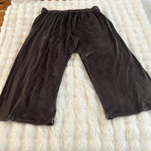 SKIMS Velour Sleep Pajama Set In Amethyst Button-Up size 4XLARGE - Picture 10 of 15